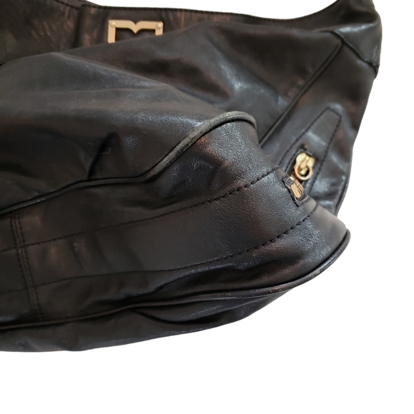 BCBG MAXARIA 100% Leather Black Hobo Shoulder bag purse buttery soft - Picture 10 of 16